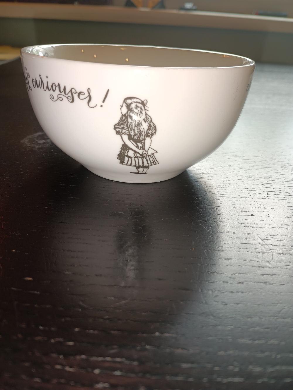Alice In Wonderland Tea For One Set - Picture 8 of 12